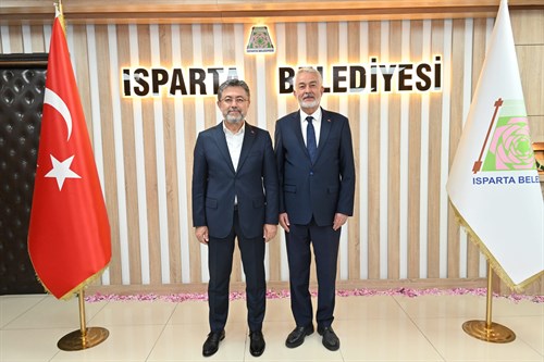 Bakan Yumaklı: Vatandaşımızın faydasına olan çalışmaların yanında oluruz