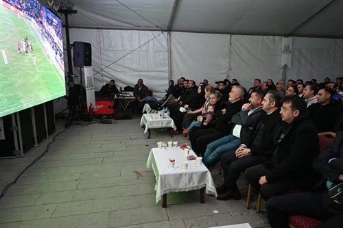 Fenerbahçe’nin Avrupa heyecanını birlikte yaşadılar